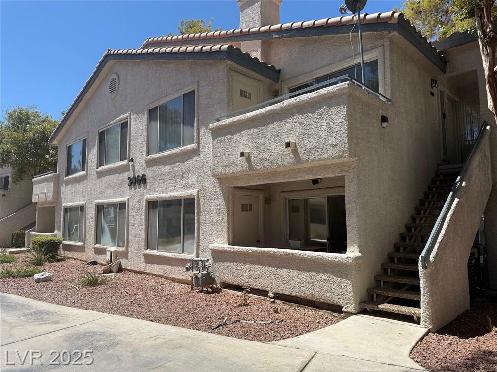 3066 Tarpon DR