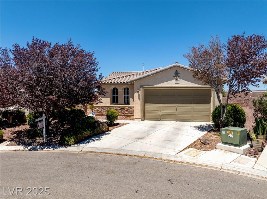 4680 Lorenzo WAY