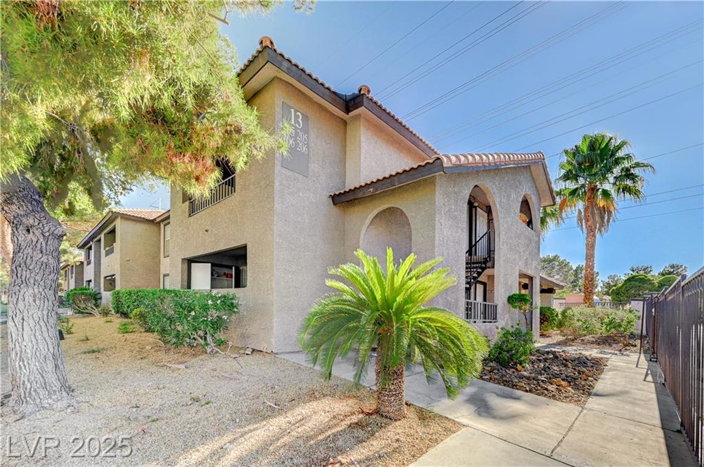 2606 Durango DR