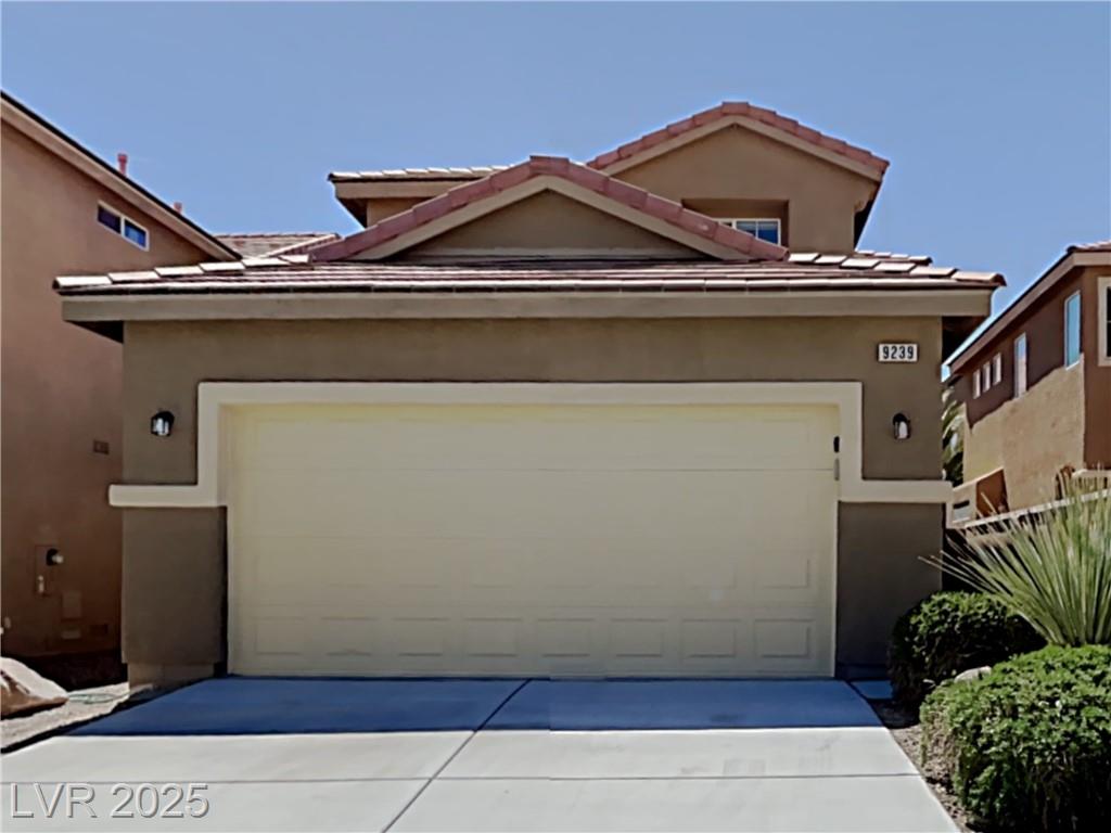 9239 Weeping Hollow AVE
