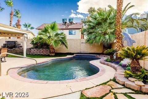 1925 Roxford DR