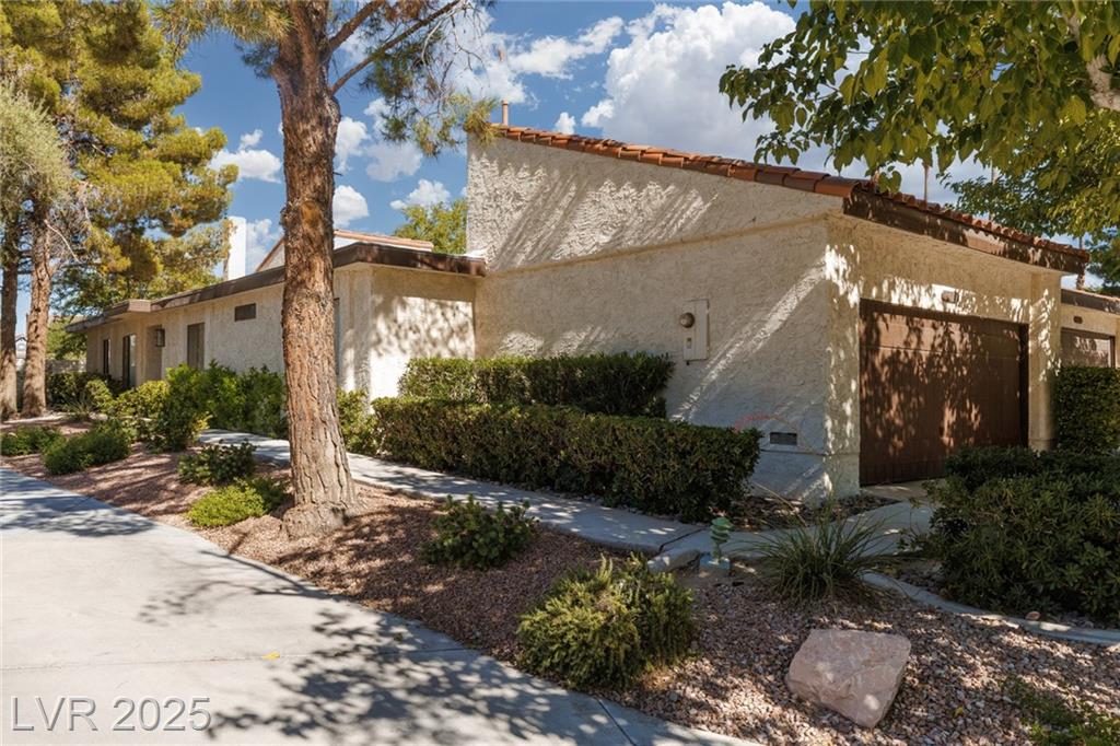 3017 Conquista CT