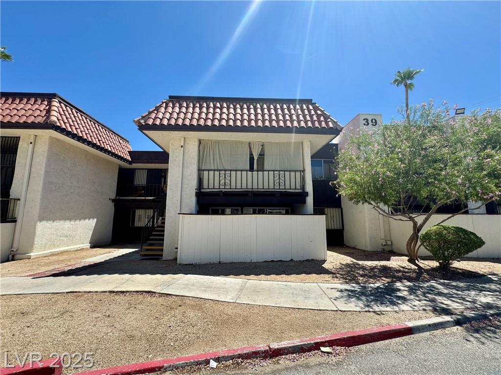 1405 Vegas Valley DR