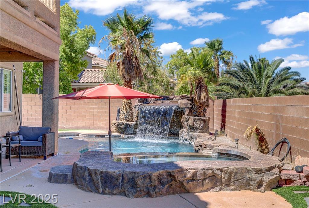 6908 Fox Sparrow CT