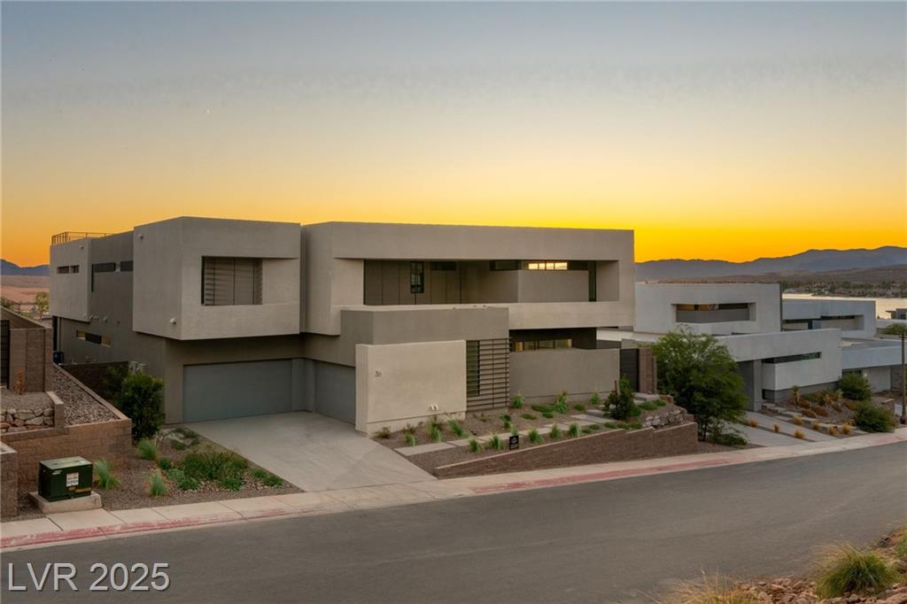 36 Rainbow Point PL