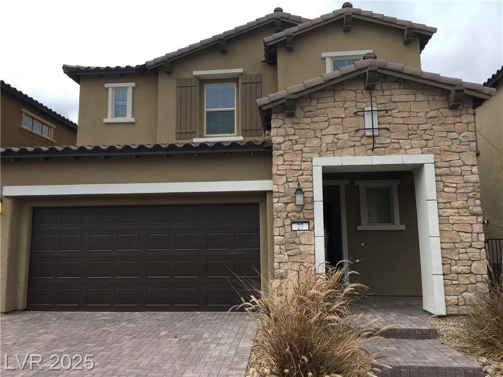 27 BERNERI DR