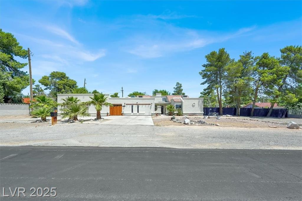5008 Donnie AVE