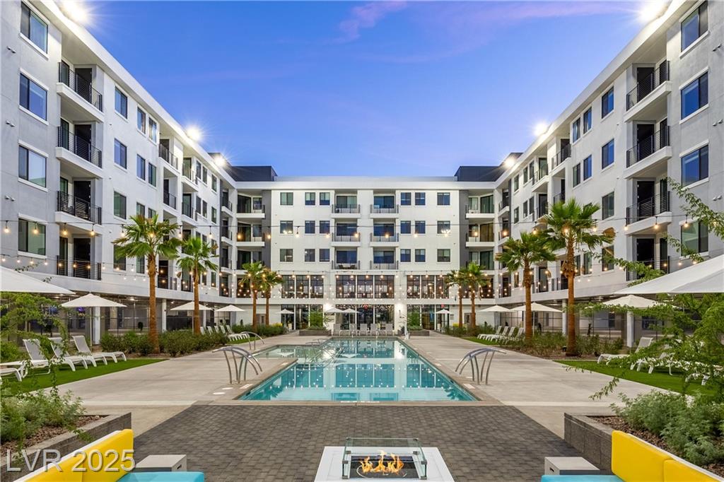 4480 Meadows 