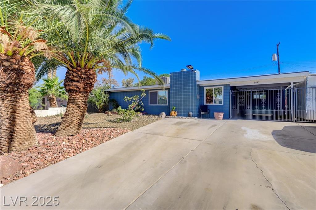 1613 Capistrano AVE