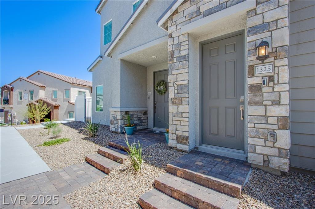 226 Callen Falls AVE