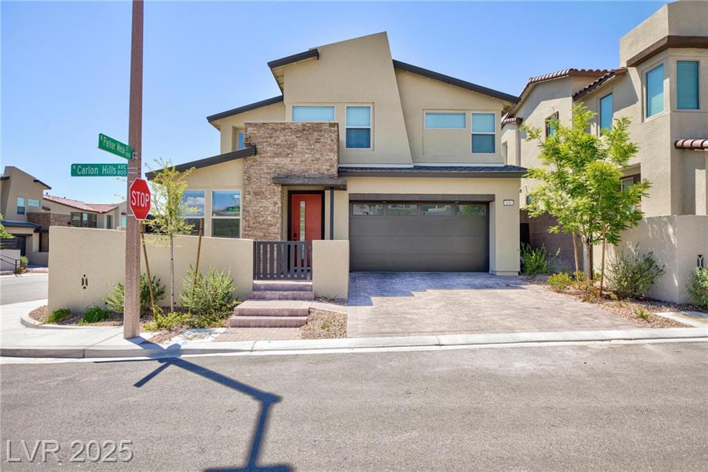 836 Carlon Hills AVE