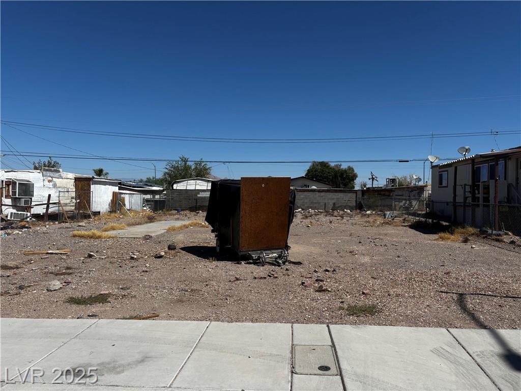 221 Mojave LN