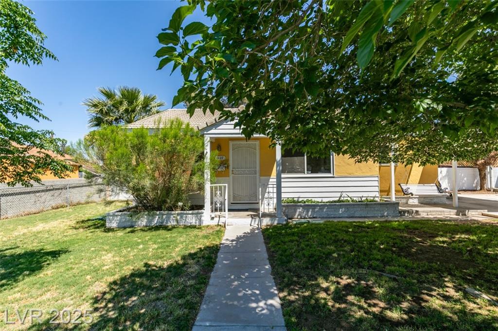 1127 Melville DR