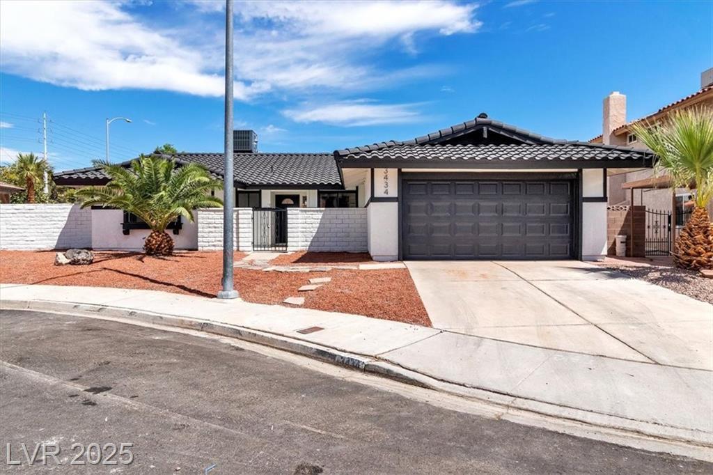 3434 Toquima CIR