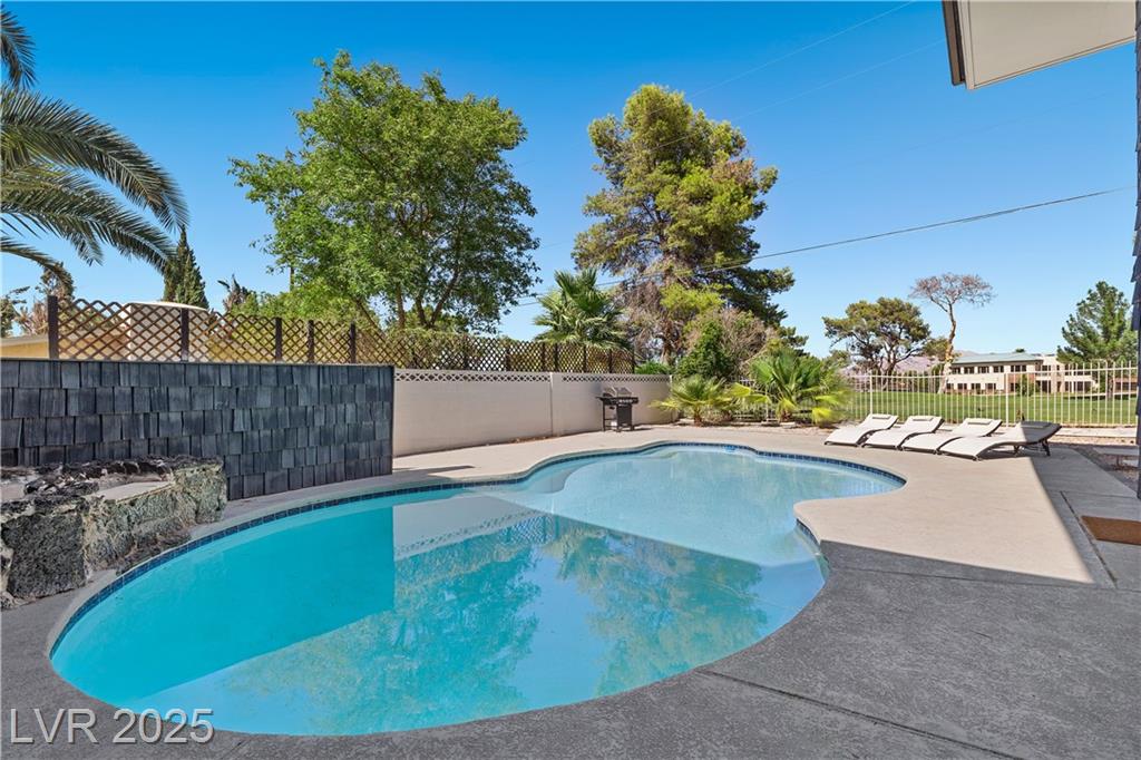 3482 Pueblo WAY