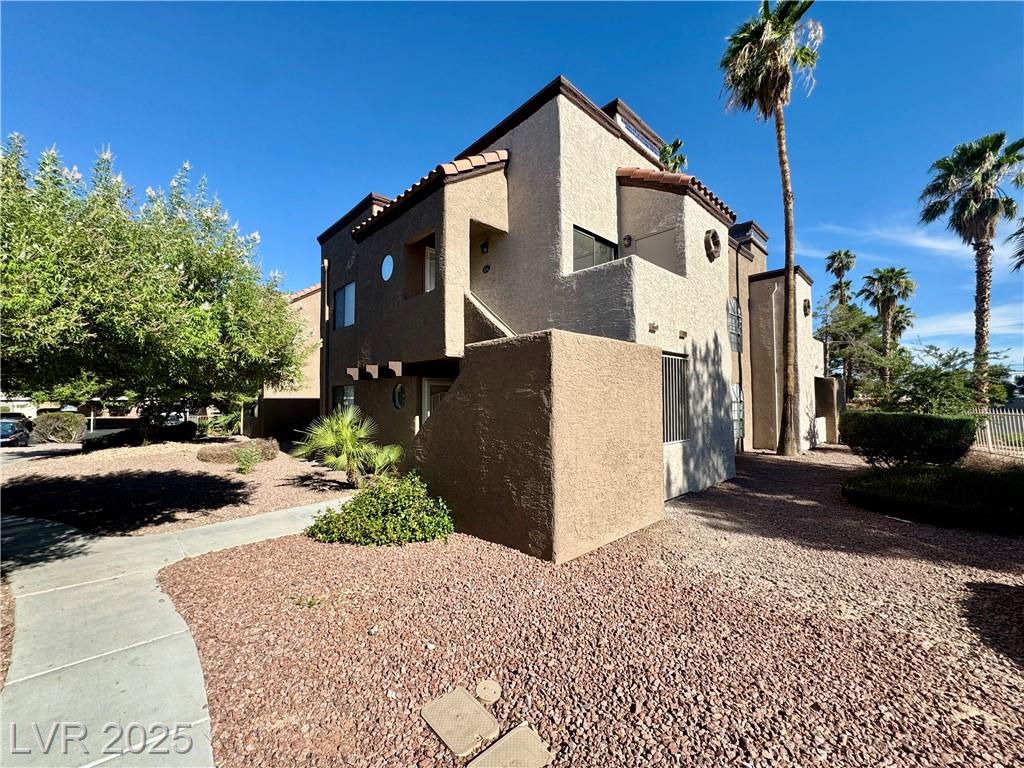 2964 Juniper Hills BLVD