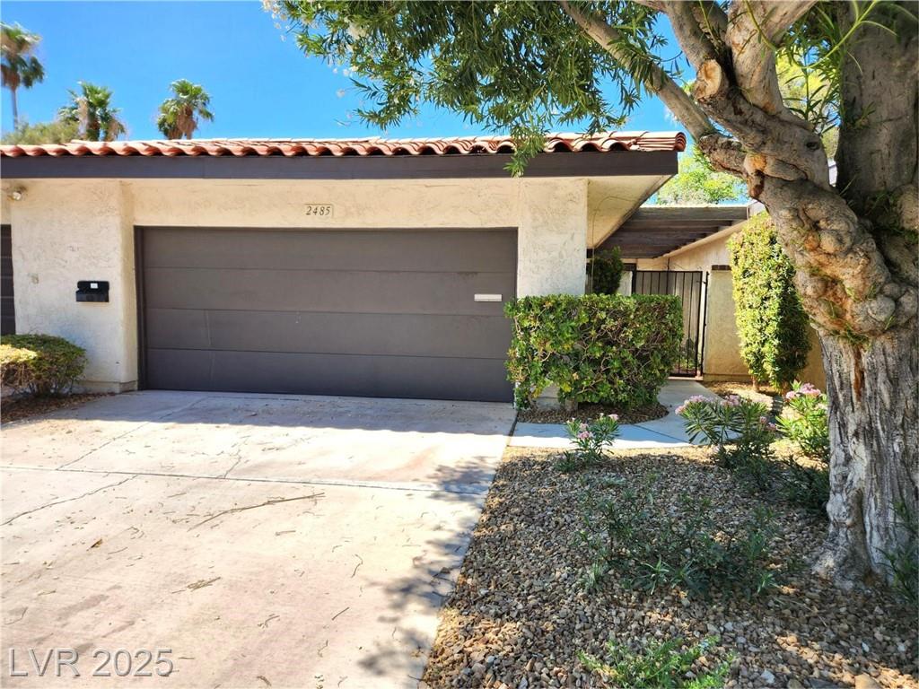 2485 Palmera DR