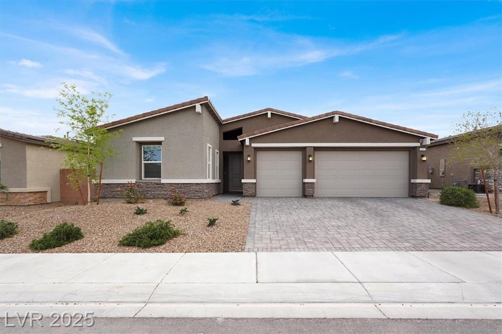 6261 Lamont Hills AVE