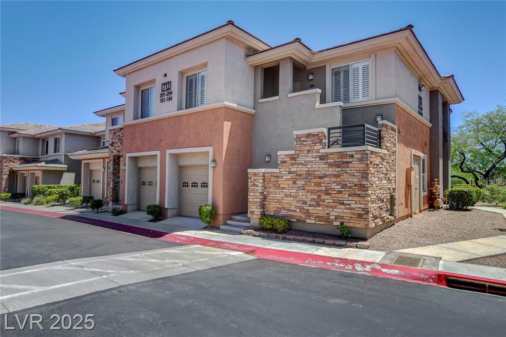 712 Peachy Canyon CIR
