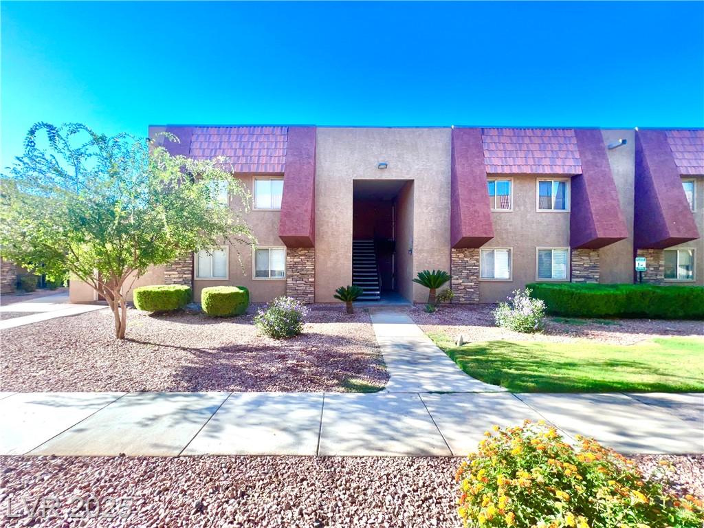 5261 River Glen DR