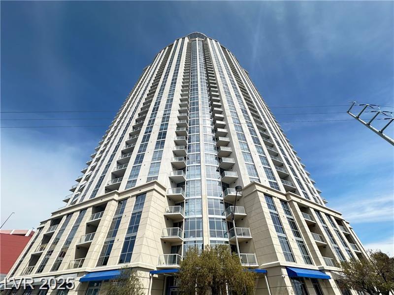 200 Sahara AVE