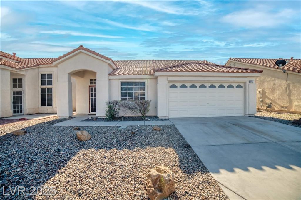 2542 Grand Basin DR