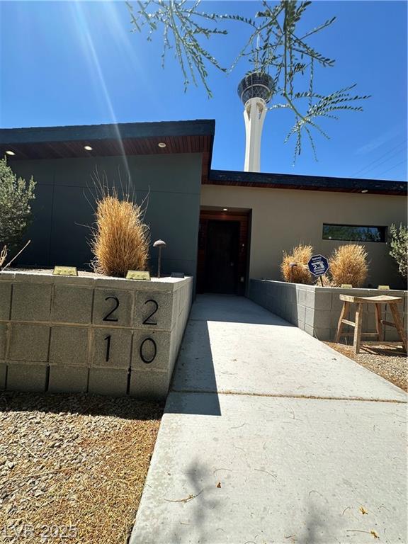2210 Santa Clara DR