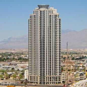 200 Sahara AVE