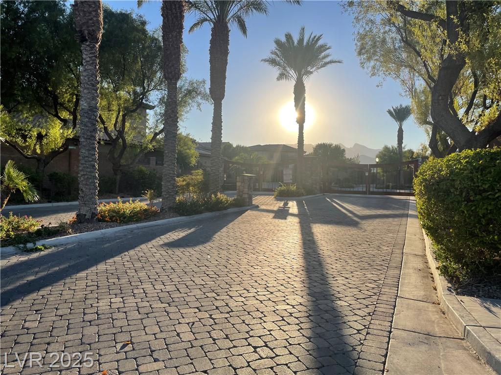 4410 Palisades Canyon CIR