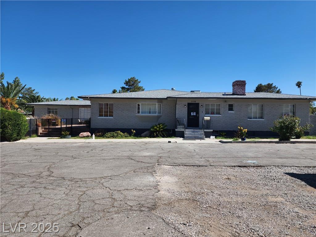 1550 Bracken AVE