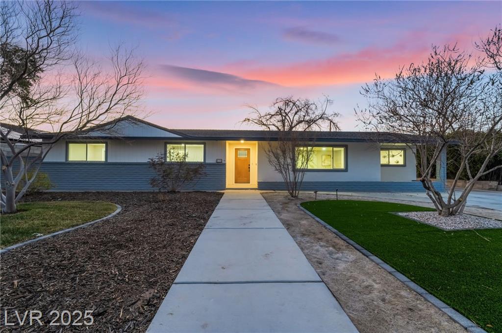 616 Lacy LN