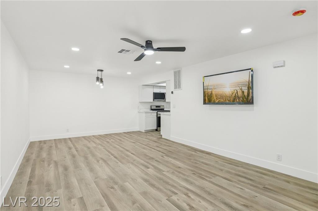 213 Lamb BLVD