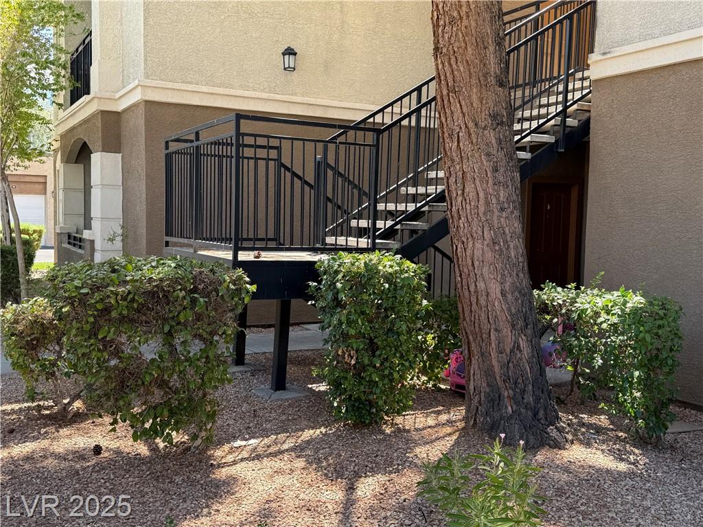 2900 Sunridge Heights PKWY