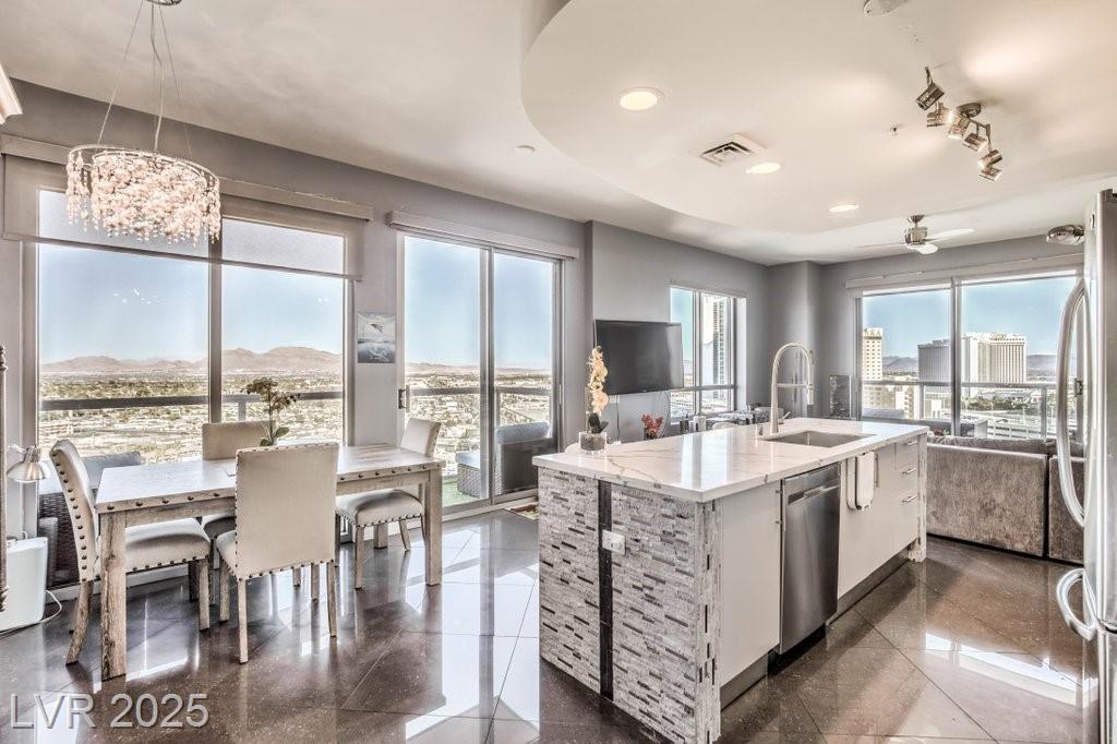 200 Sahara AVE