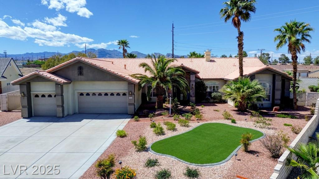 7540 Crystal Cave DR