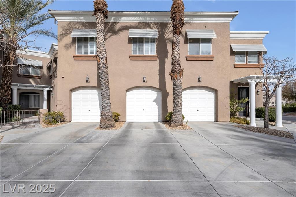 805 Dana Hills CT