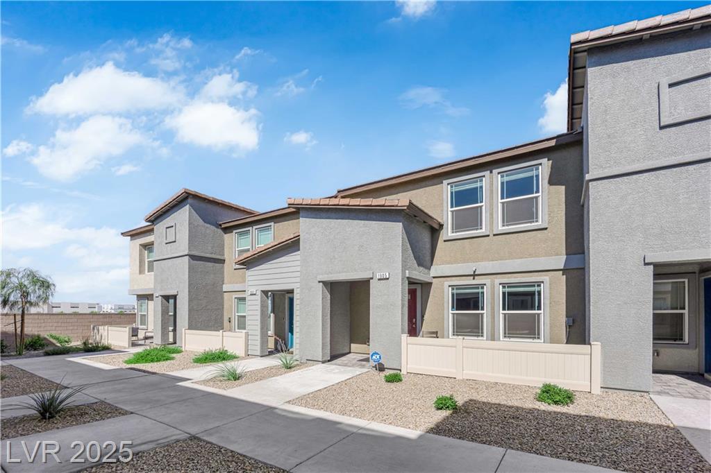 1905 Nydia Vista ST