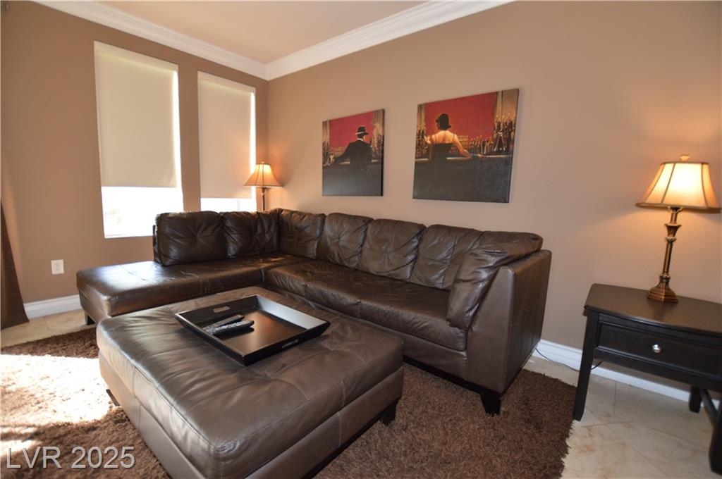 260 FLAMINGO RD