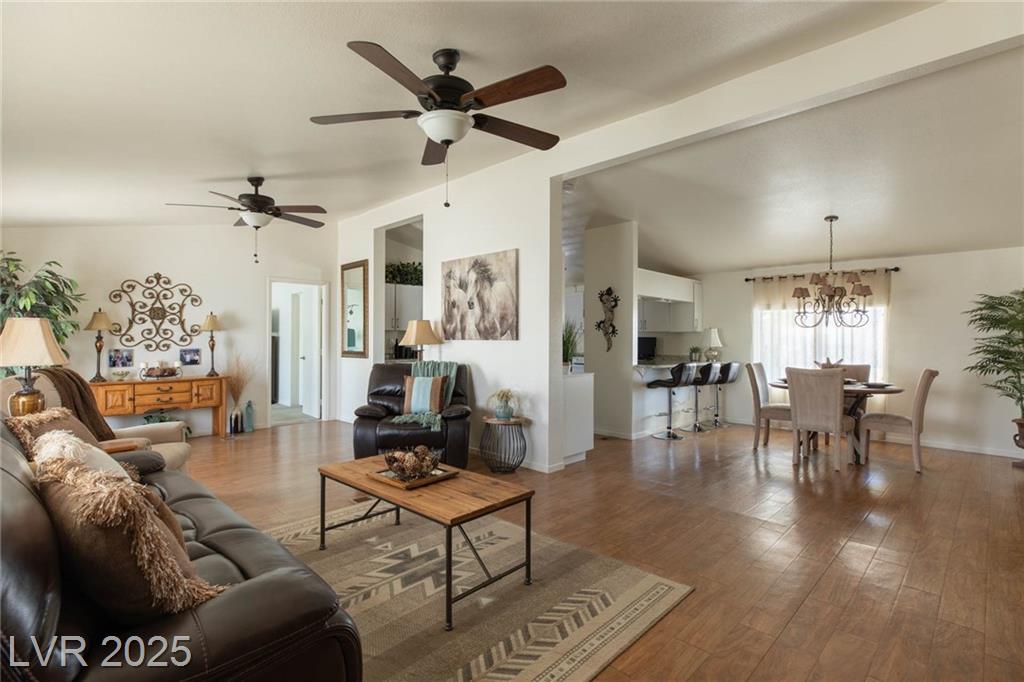 3164 Gavilan LN