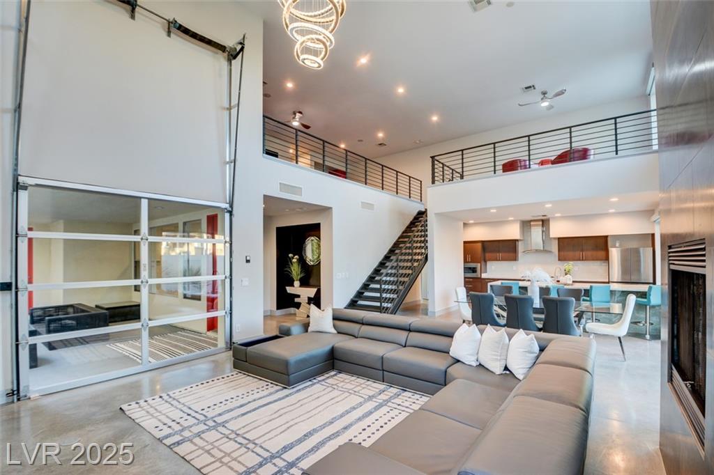 2680 Mystere CT
