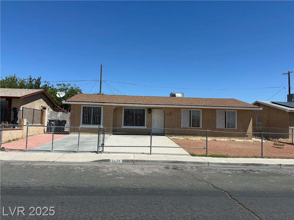 2528 Brooks AVE