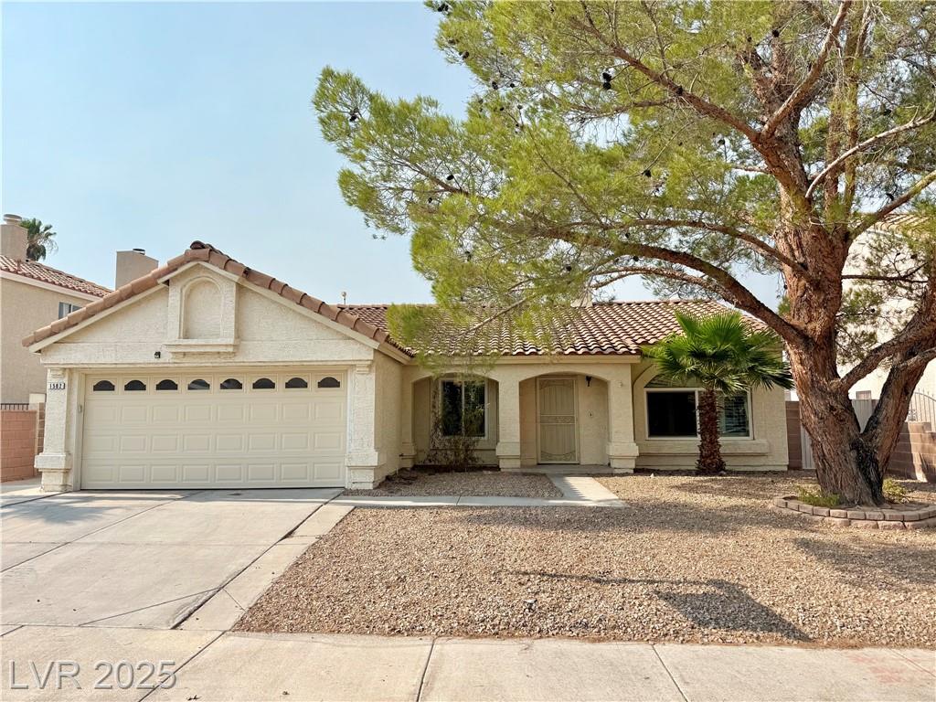 1502 Cliff Branch DR