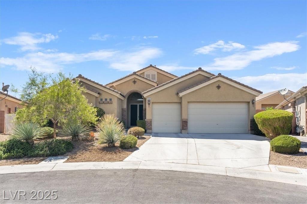 7461 Suzanne Elaine CT