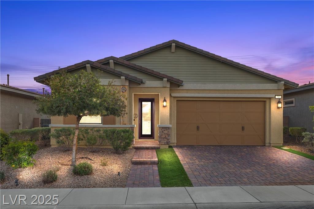 732 Rosewater DR