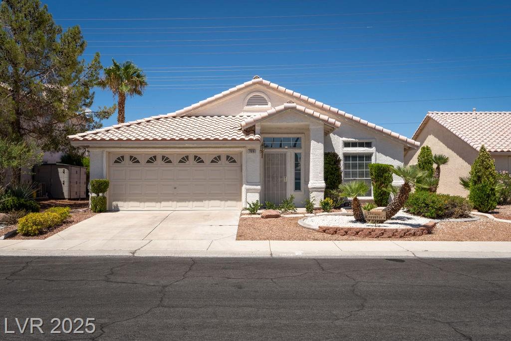 7816 Villa Finestra DR
