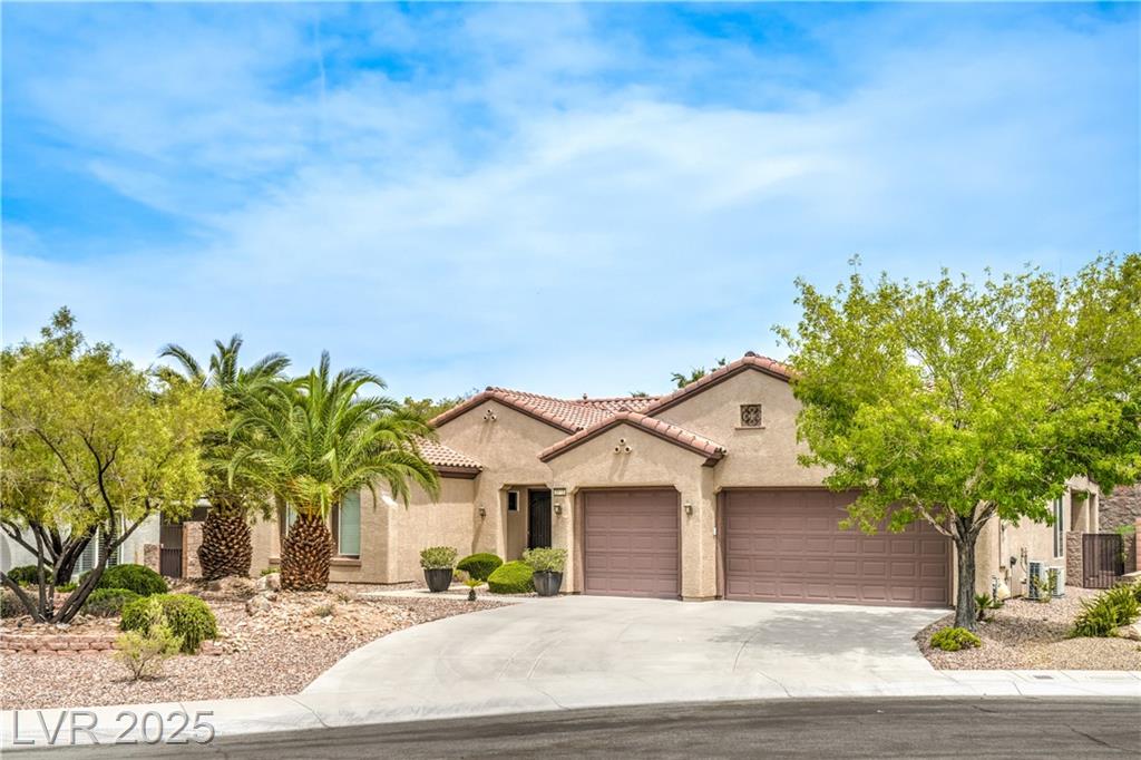 2112 Noah Tyler CT