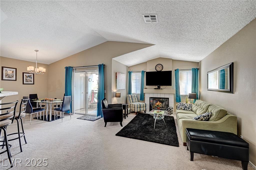 7905 Lago Vista LN