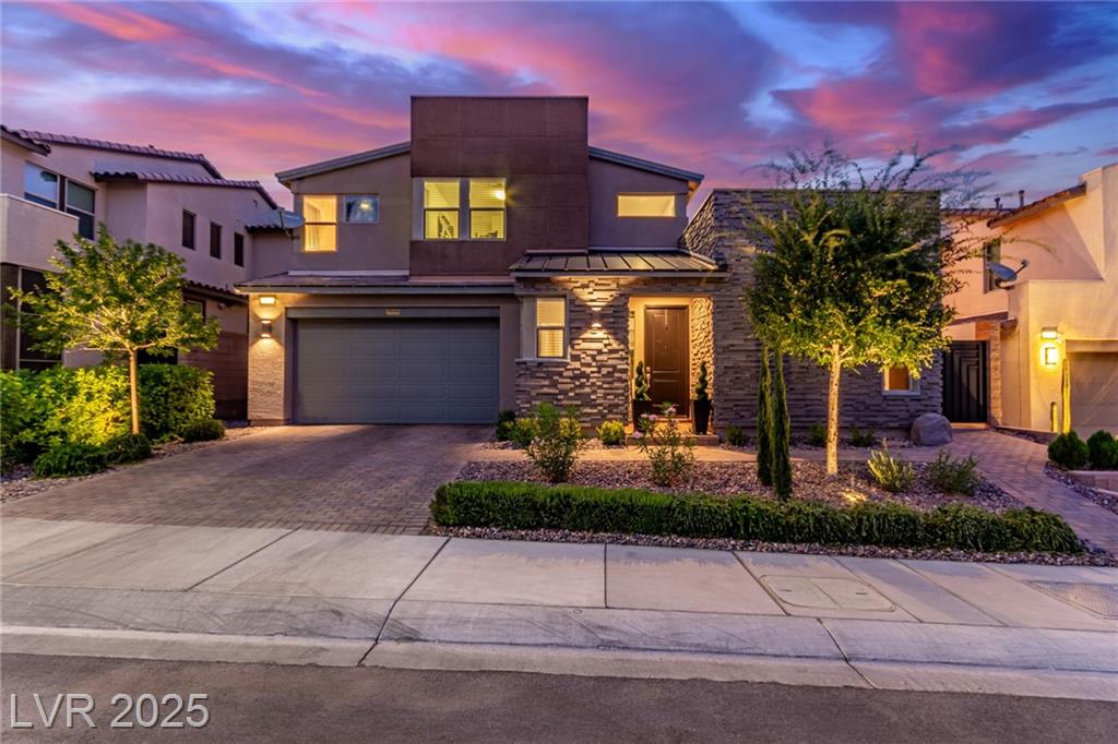 9770 Hiking AVE