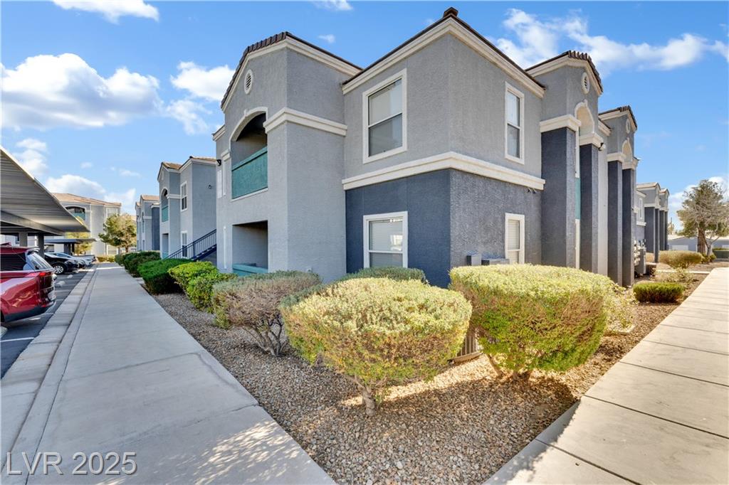 6955 Durango DR