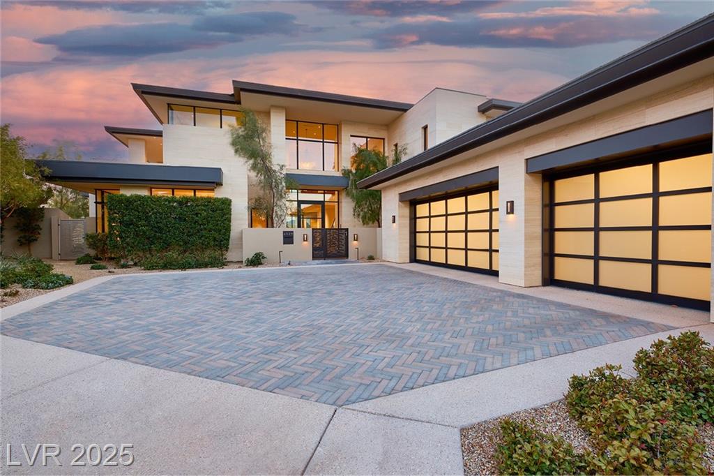 4929 Summit Overlook DR